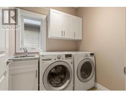 24-2081 WALLINGFORD AVENUE - 9