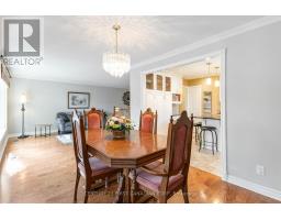 50 FARNHAM CRESCENT - 13