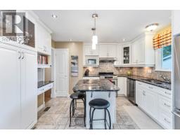 50 FARNHAM CRESCENT - 15