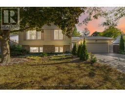 50 FARNHAM CRESCENT - 3