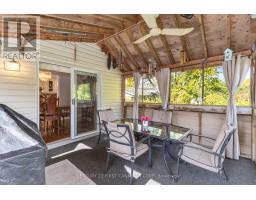 50 FARNHAM CRESCENT - 34