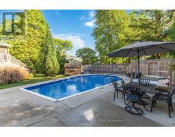 50 FARNHAM CRESCENT - 35