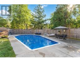 50 FARNHAM CRESCENT - 37