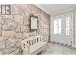 50 FARNHAM CRESCENT - 4