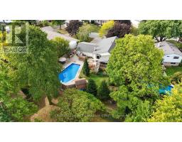 50 FARNHAM CRESCENT - 47