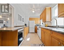 142 ALGONQUIN DRIVE - 12