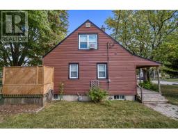 142 ALGONQUIN DRIVE - 3