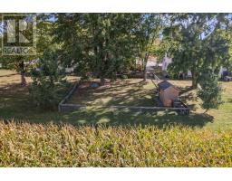 142 ALGONQUIN DRIVE - 35