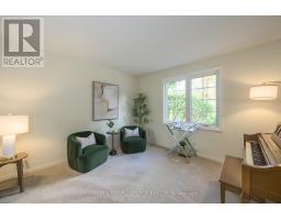 77 HAMPTON COURT - 23