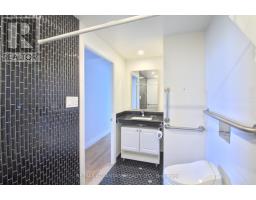 1004 - 600 TALBOT STREET - 31