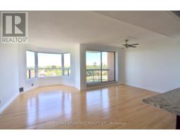 1004 - 600 TALBOT STREET - 36