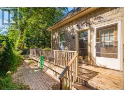 1 & 2 - 737 WILLIAM STREET N - 23