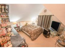 1 & 2 - 737 WILLIAM STREET N - 35