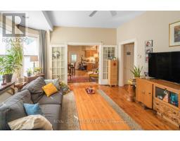 1 & 2 - 737 WILLIAM STREET N - 7