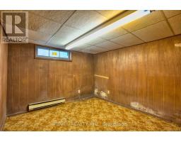 143 OAKSIDE STREET - 28