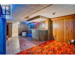 143 OAKSIDE STREET - 33