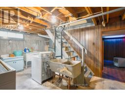 143 OAKSIDE STREET - 36