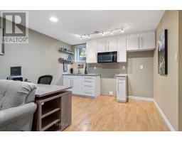 10 - 18 CADEAU TERRACE - 31