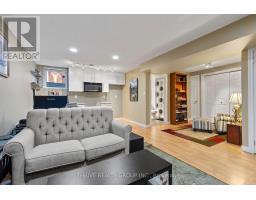 10 - 18 CADEAU TERRACE - 33