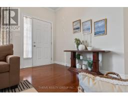 10 - 18 CADEAU TERRACE - 6