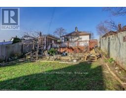 21 EASTMAN AVENUE - 18