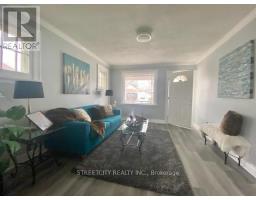 21 EASTMAN AVENUE - 2
