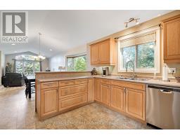 3805 TRILLIUM DRIVE - 19