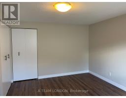 40 - 355 SANDRINGHAM CRESCENT - 14