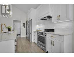 42 BOWMAN DRIVE - 21