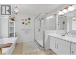 21 CHAMBERLAIN AVENUE - 25