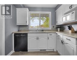 1502 PERTH AVENUE - 12
