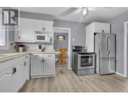 1502 PERTH AVENUE - 13