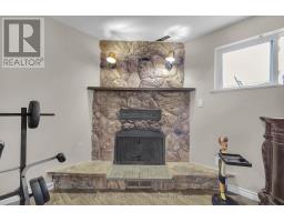 1502 PERTH AVENUE - 22
