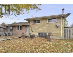 1502 PERTH AVENUE - 35