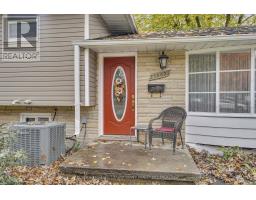 1502 PERTH AVENUE - 4