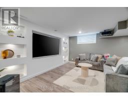24 PEACH TREE BOULEVARD - 12