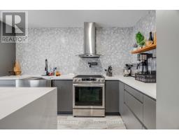 24 PEACH TREE BOULEVARD - 8