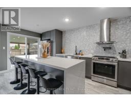 24 PEACH TREE BOULEVARD - 9
