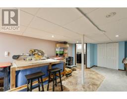 40 ST GEORGE STREET - 27