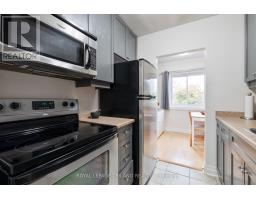 404 - 570 WILLIAM STREET - 20