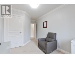 404 - 570 WILLIAM STREET - 23