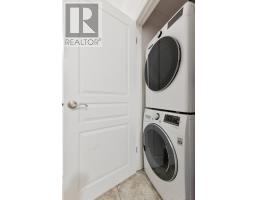 404 - 570 WILLIAM STREET - 30