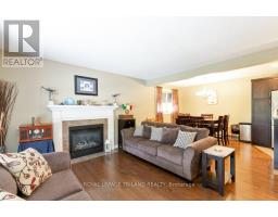 101 CONFEDERATION DRIVE - 26