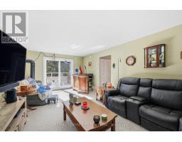 31 - 337 KINGSWOOD DRIVE - 11