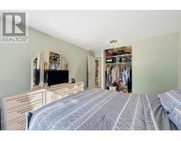 31 - 337 KINGSWOOD DRIVE - 18