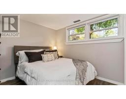 1598 NAIRN AVENUE - 15