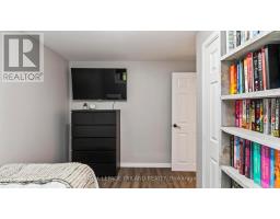 1598 NAIRN AVENUE - 18