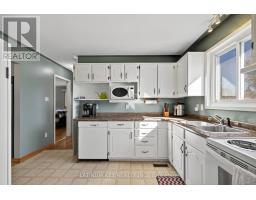 152 ELGIN STREET - 13