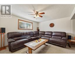 152 ELGIN STREET - 21