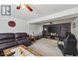 152 ELGIN STREET - 24